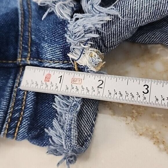 P.S. Erin Wasson Shorts womens embroidered back pockets distressed jean 24 - Picture 9 of 9